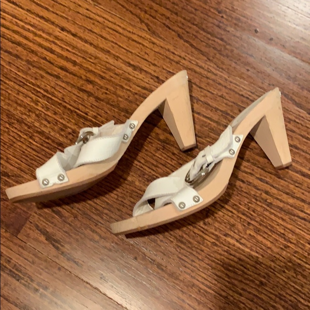 Burberry Clog